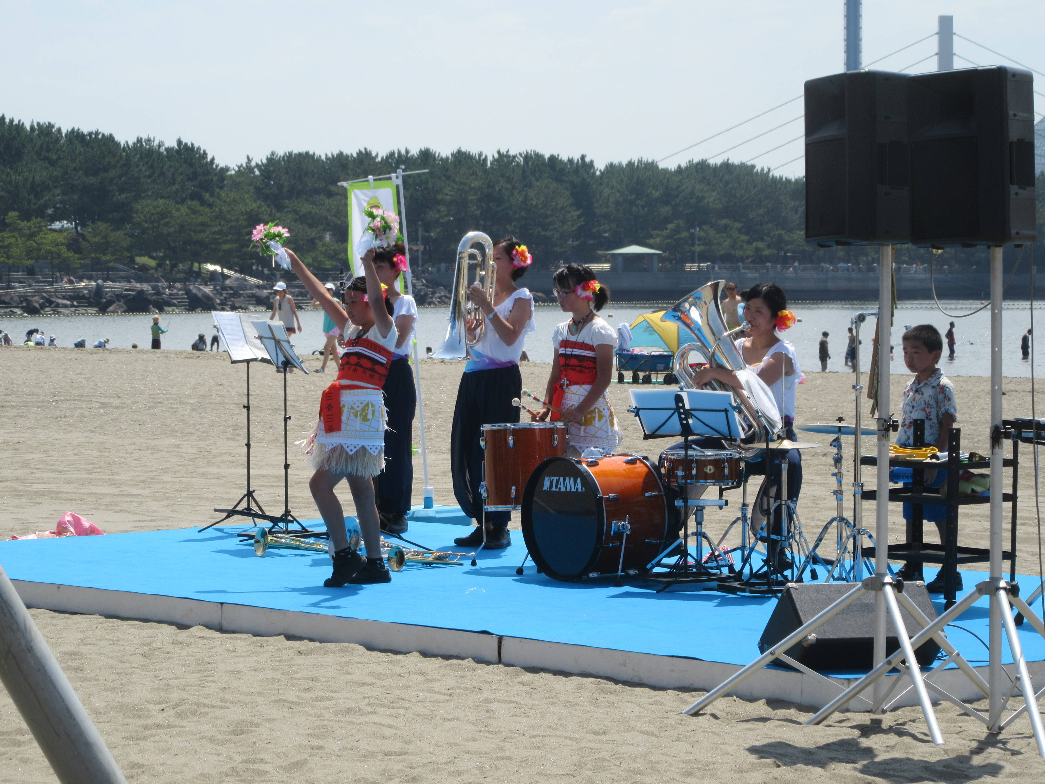 海開きマーチング2