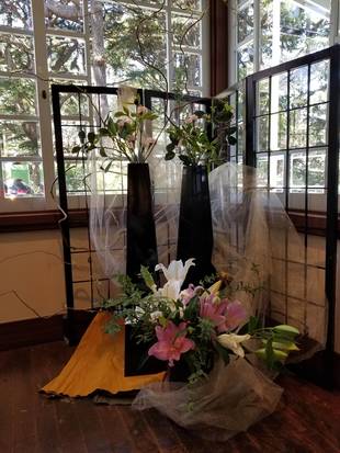 テニス発祥記念館　いけ花   