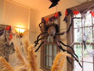 山手公園のハロウィン飾り