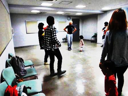 「親子リズム体操を開催します!」の写真