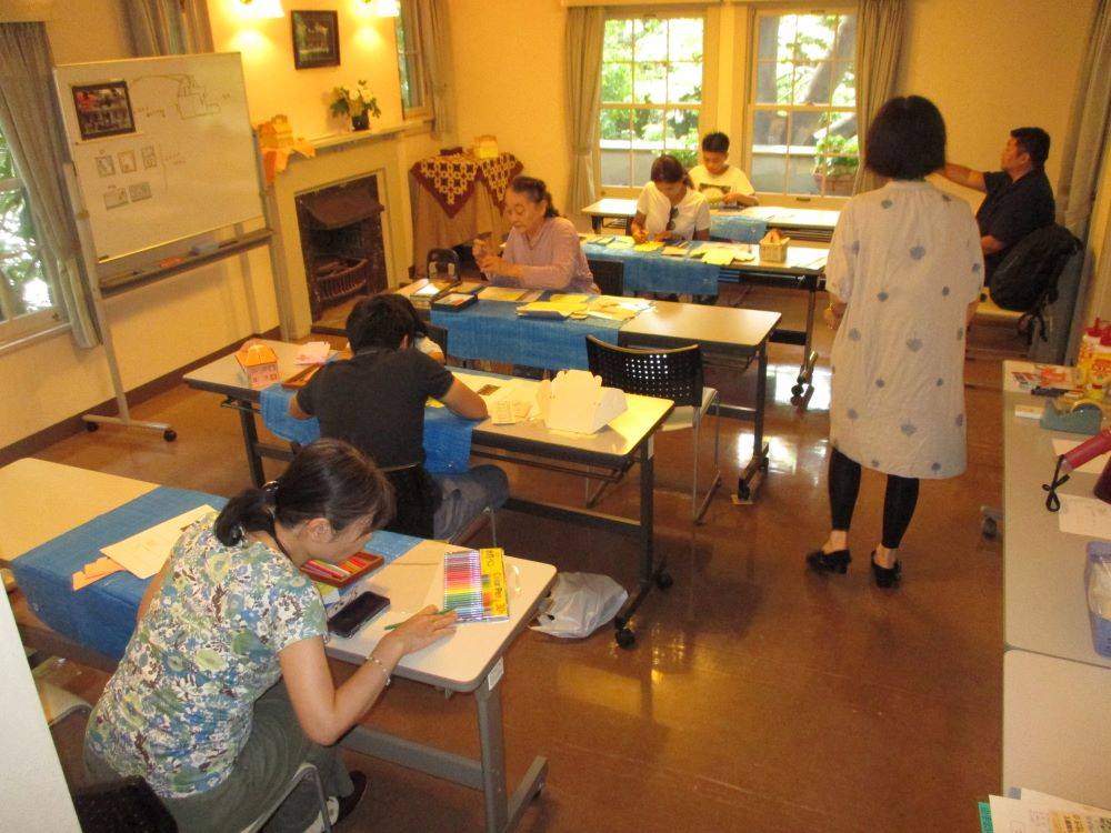 0826 234 ②ペーパークラフトワークショップ.jpg