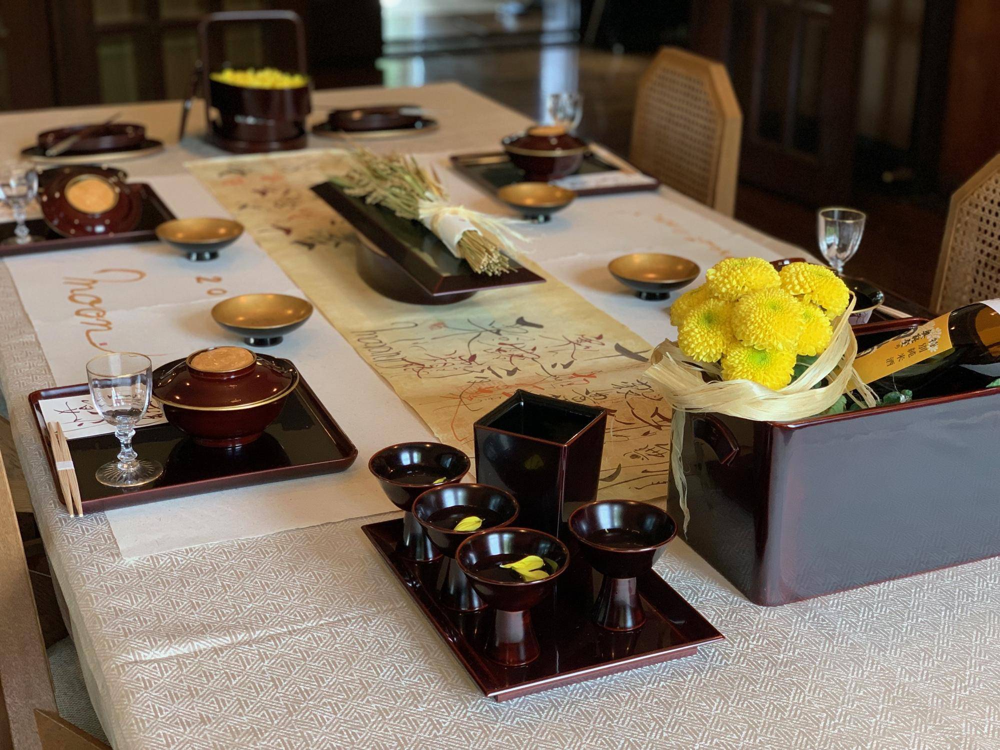 ②エリスマン邸食堂食卓2 (1).jpg