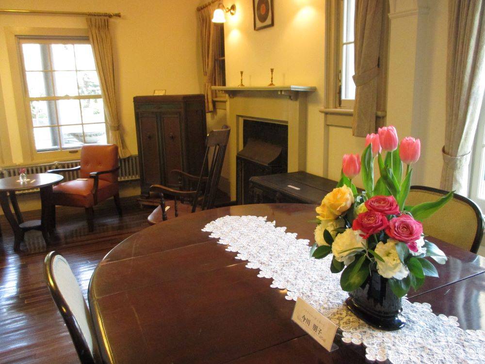 0215  234 ① 春らしいリビング.jpg