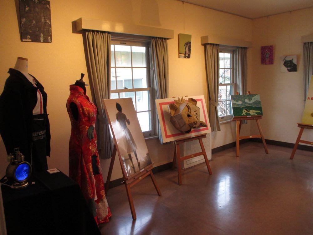 0216 234 ⑤ ユースギャラリーサンモール〈3〉.JPG