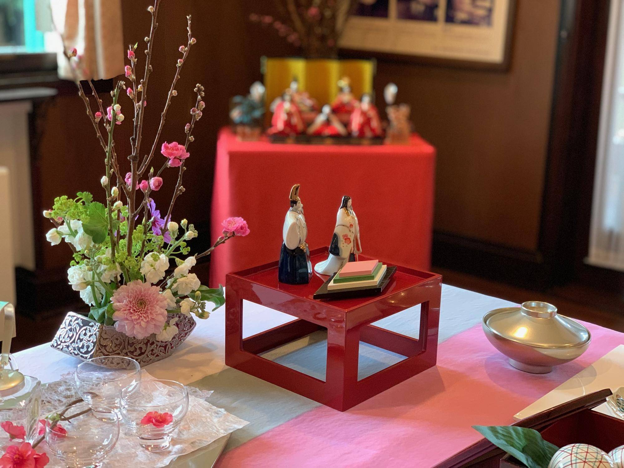 エリスマン邸桃の節句 (1)食堂.jpg