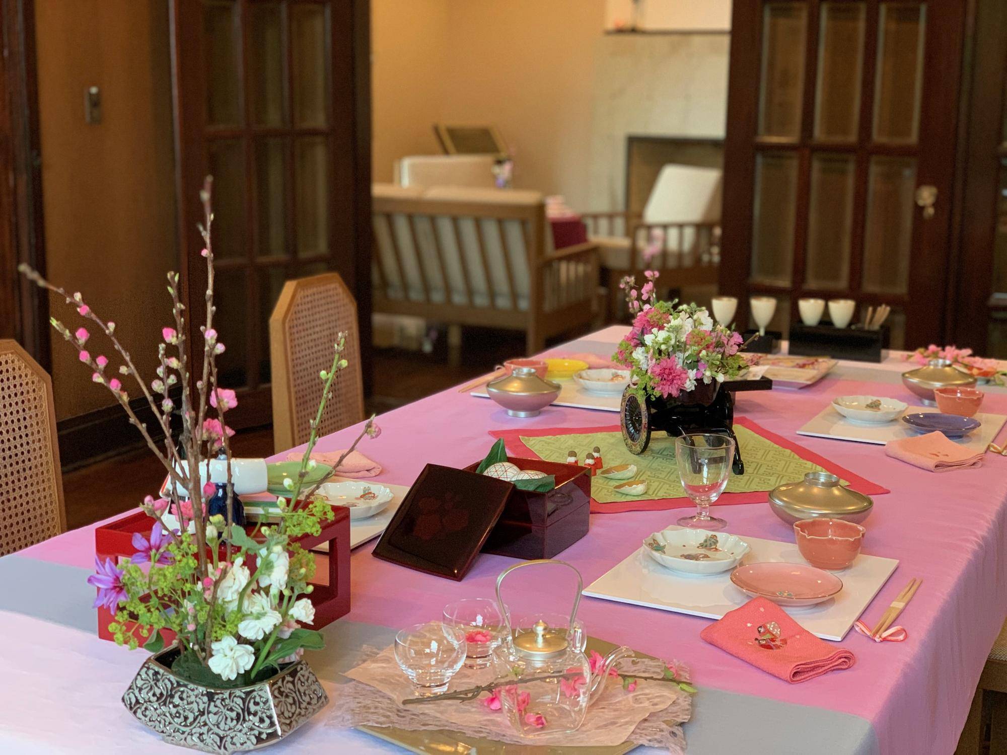 エリスマン邸桃の節句 (3)食堂.jpg