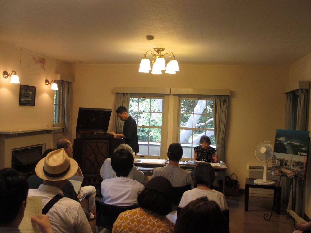 0809 234 ① 蓄音器コンサート.JPG