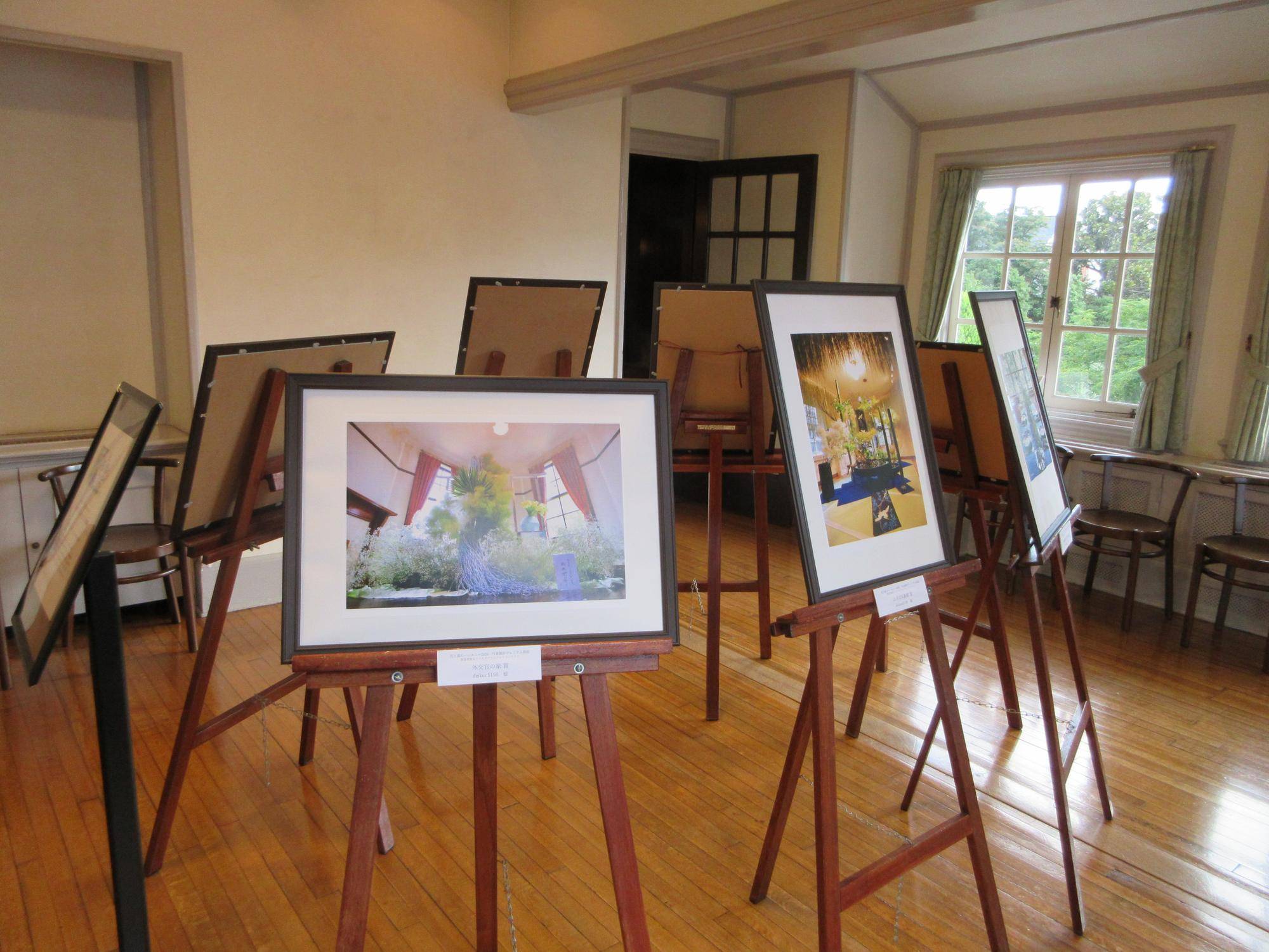R8-花と器フォトコン入賞作品展示.JPG