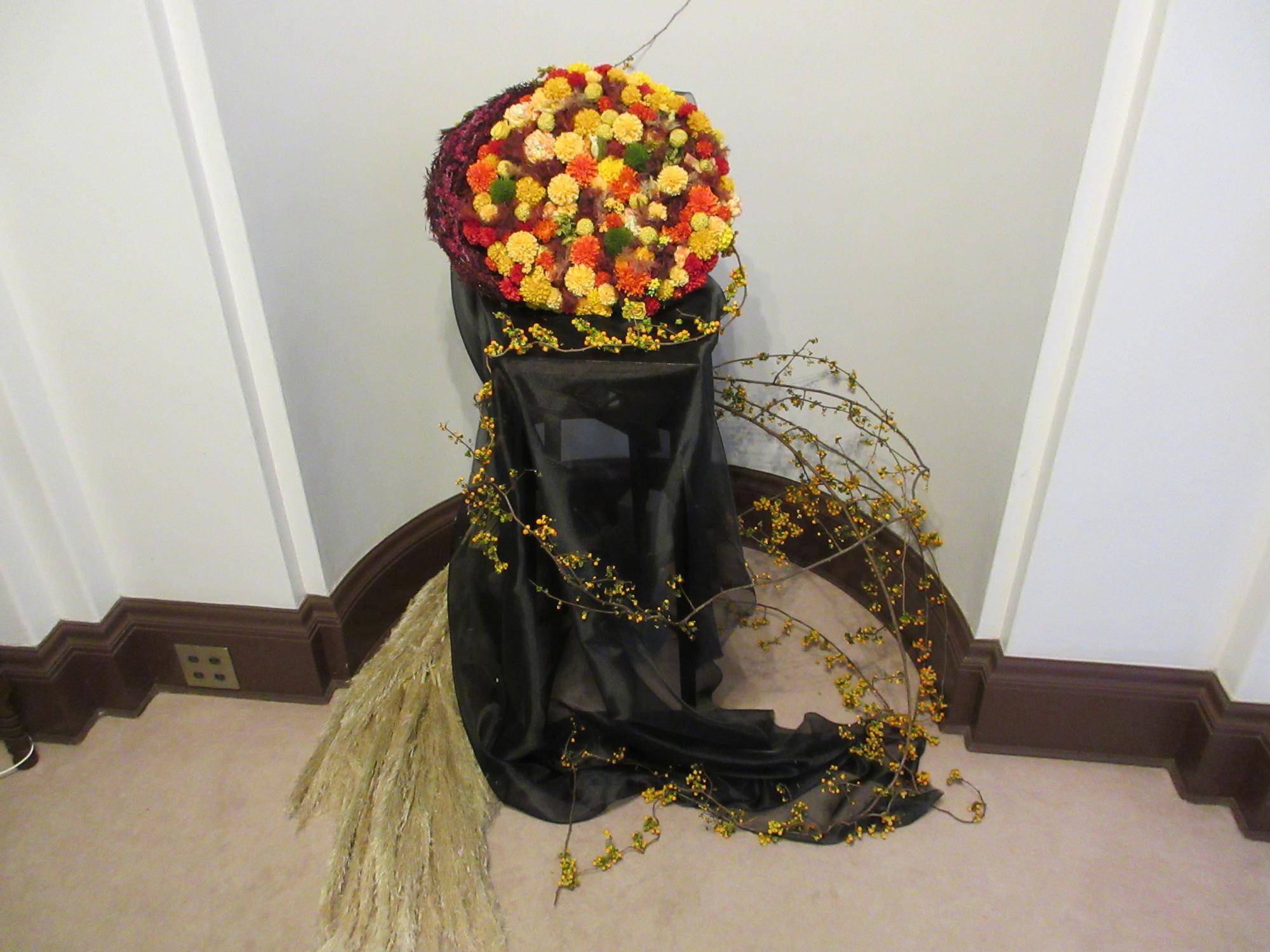 0928－③お月見装飾1F アルコープ(イギリス館).JPG