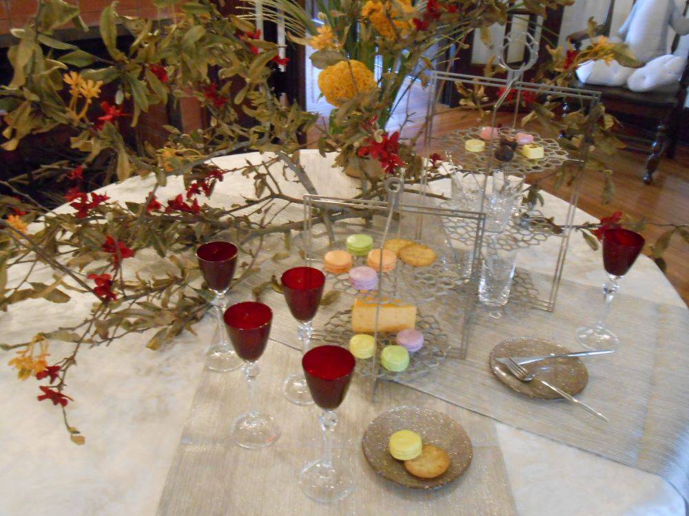 お月見装飾_山手111番館 (2).JPG