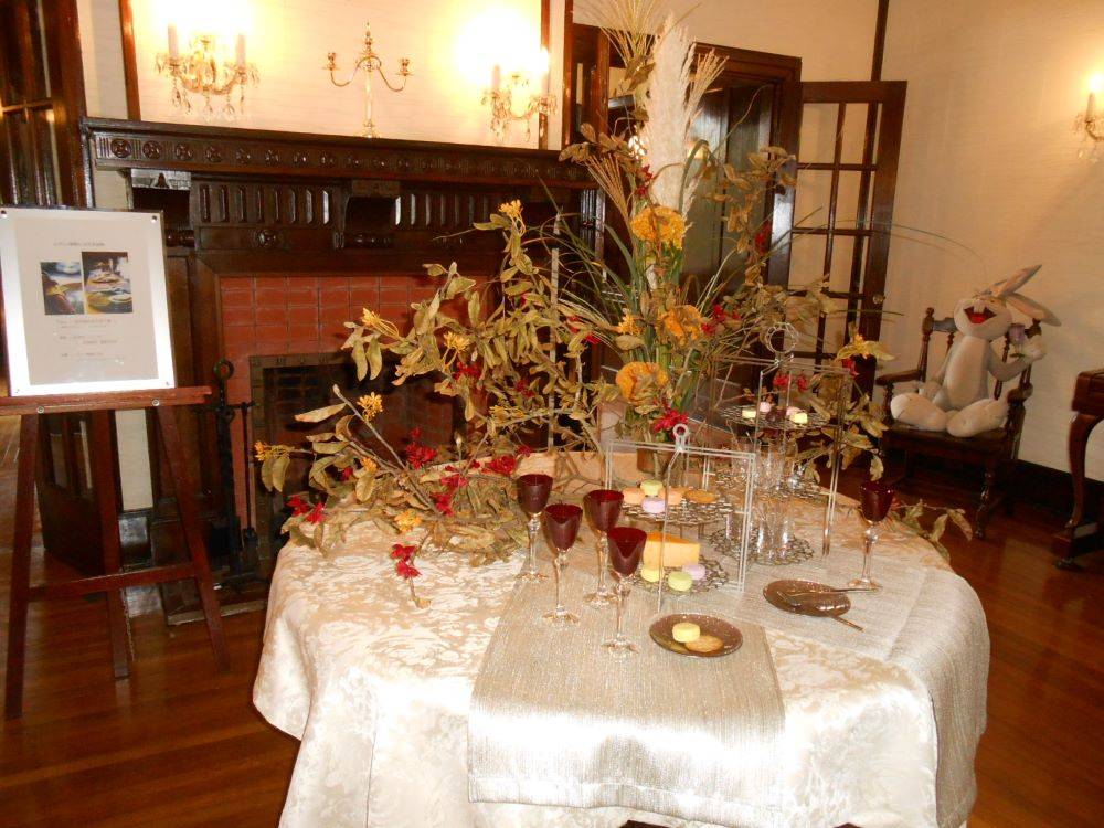 お月見装飾_山手111番館 (1).JPG