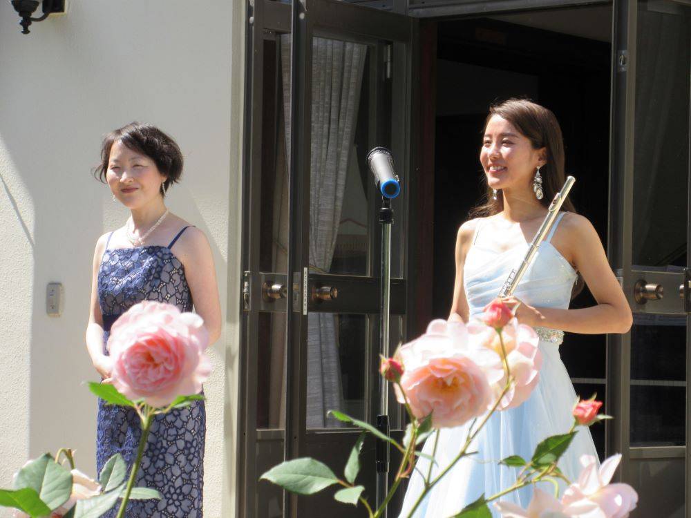 0517ローズコンサート②(イギリス館) (1).jpg