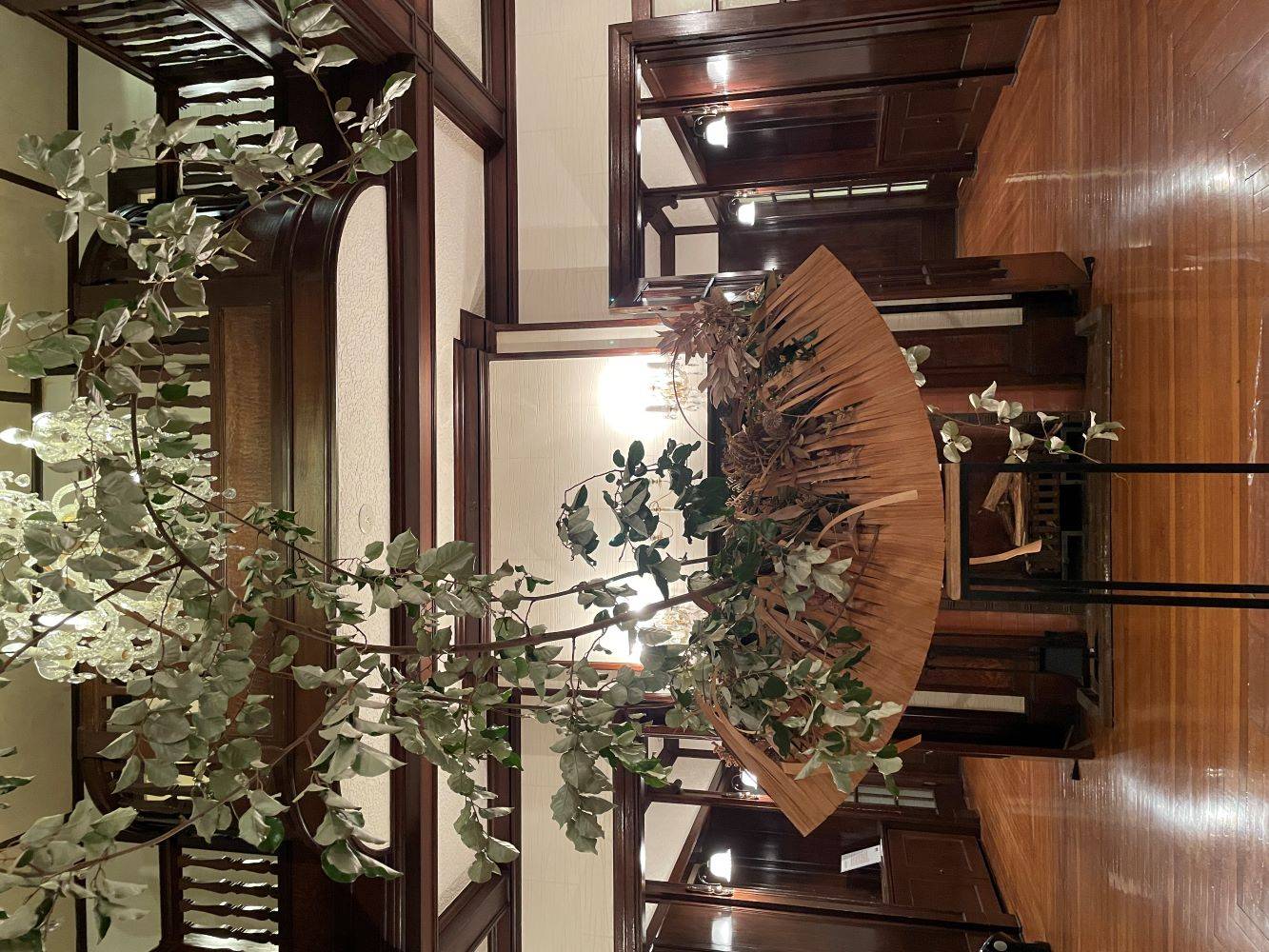 R6-花と器(111番館) (ホール).JPG