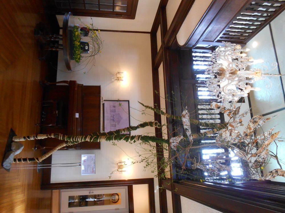 草月流とキタムラのカバン(111番館) (5).JPG