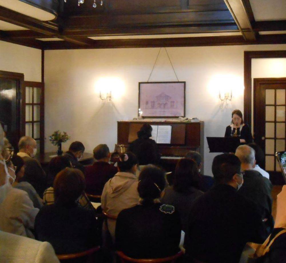 ボランティアコンサート0413(111番館) (3).JPG