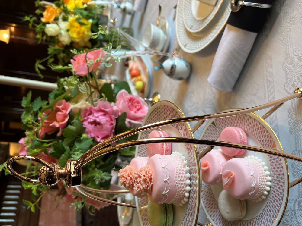 2025060山手111番館6花と器 .JPG