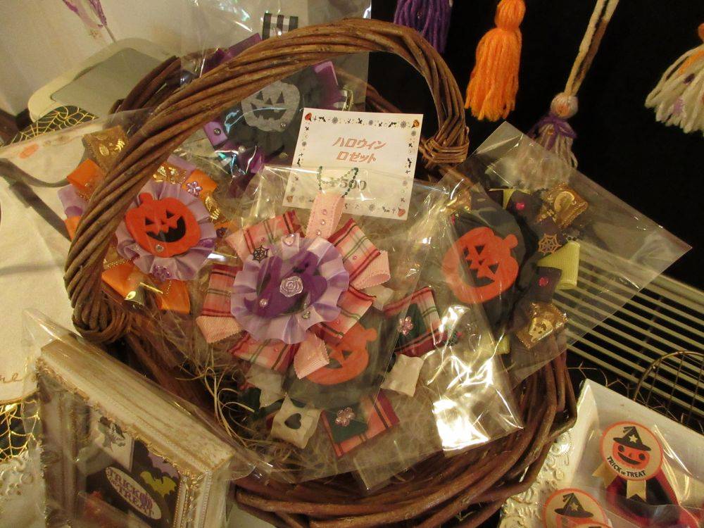 1011イギリス館ハロウィングッズ⑤.JPG