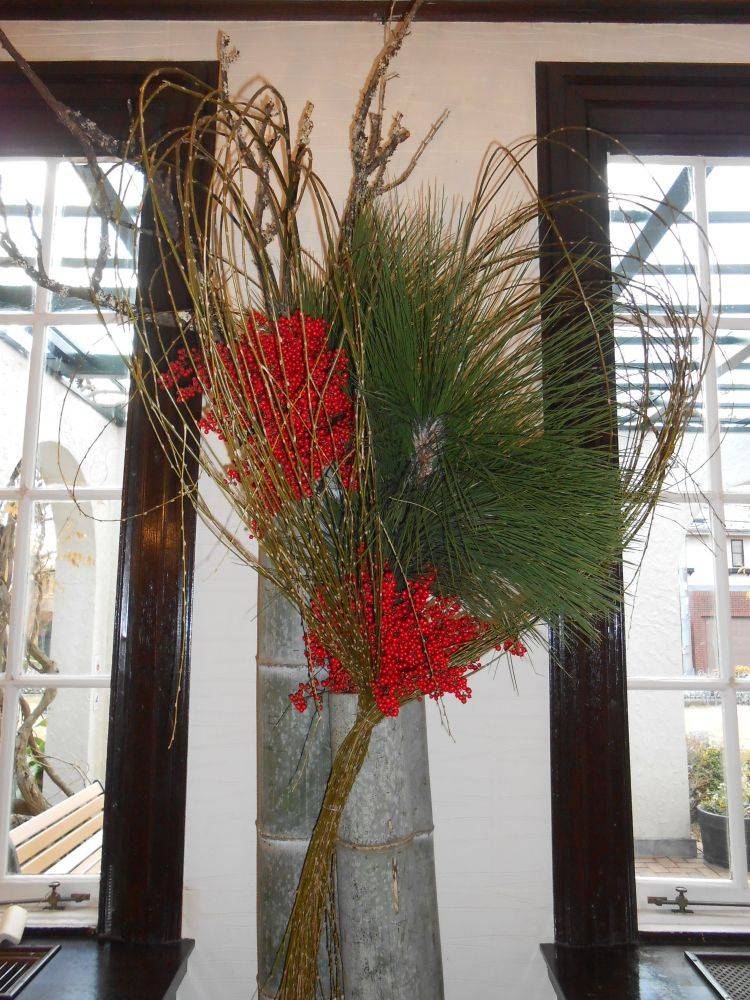 R8-1月装飾(111番館) (1).JPG