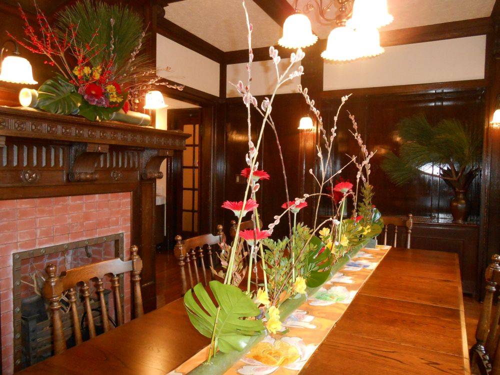 R8-1月装飾(111番館) (2).JPG