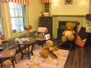 山手234番館　バレンタイン装飾