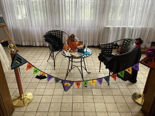 横浜市イギリス館　ハロウィンの飾りつけ