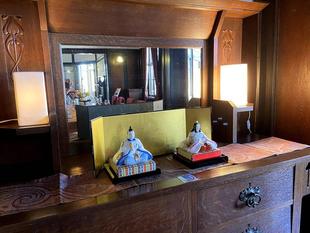 外交官の家　桃の節供飾り