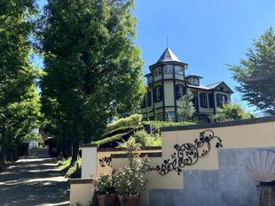 外交官の家　セミの大合唱