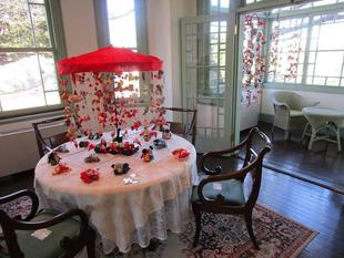 ブラフ18番館 桃の節句装飾