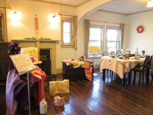 山手234番館 桃の節句装飾