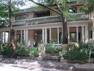 山手234番館　1972年頃住んでいらしたダニエルズさんのお孫さん来館②