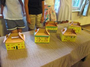 山手234番館　サマーフェスティバル「ペーパークラフト教室」を開催しました