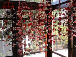 エリスマン邸　桃の節句装飾「～大集合！！わらべ雛・うさぎ達の愛らしいひなまつり～」