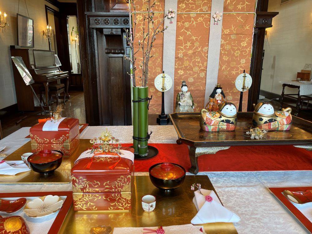 山手111番館　桃の節句装飾「雛の時を装う、春うらら」の写真