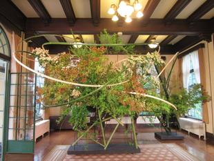 ベーリック・ホール 花と器のハーモニー2023 草月流装飾