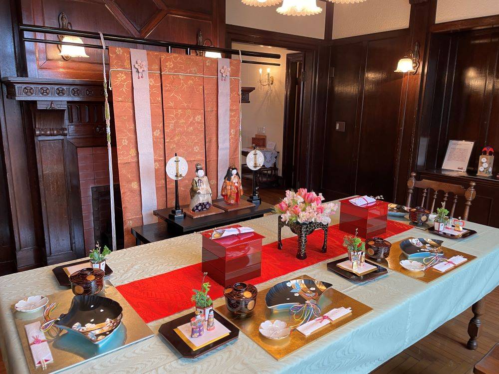 山手111番館 桃の節句装飾の写真
