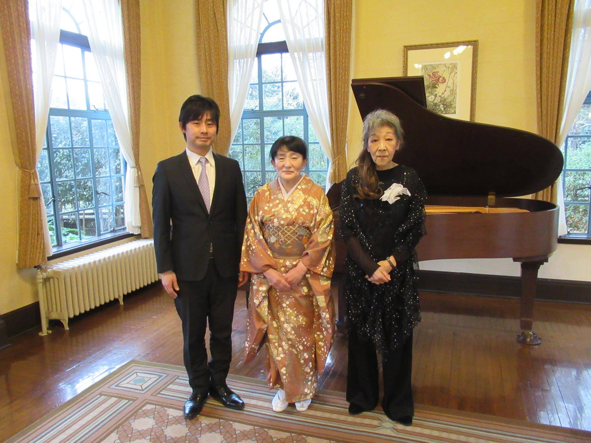 ベーリック・ホール 横浜山手芸術祭「歌とピアノと朗読と」の写真