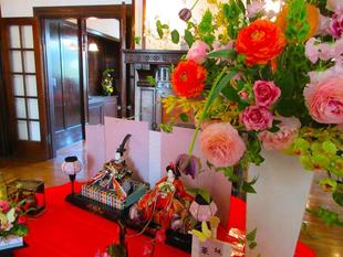 山手111番館　桃の節句装飾