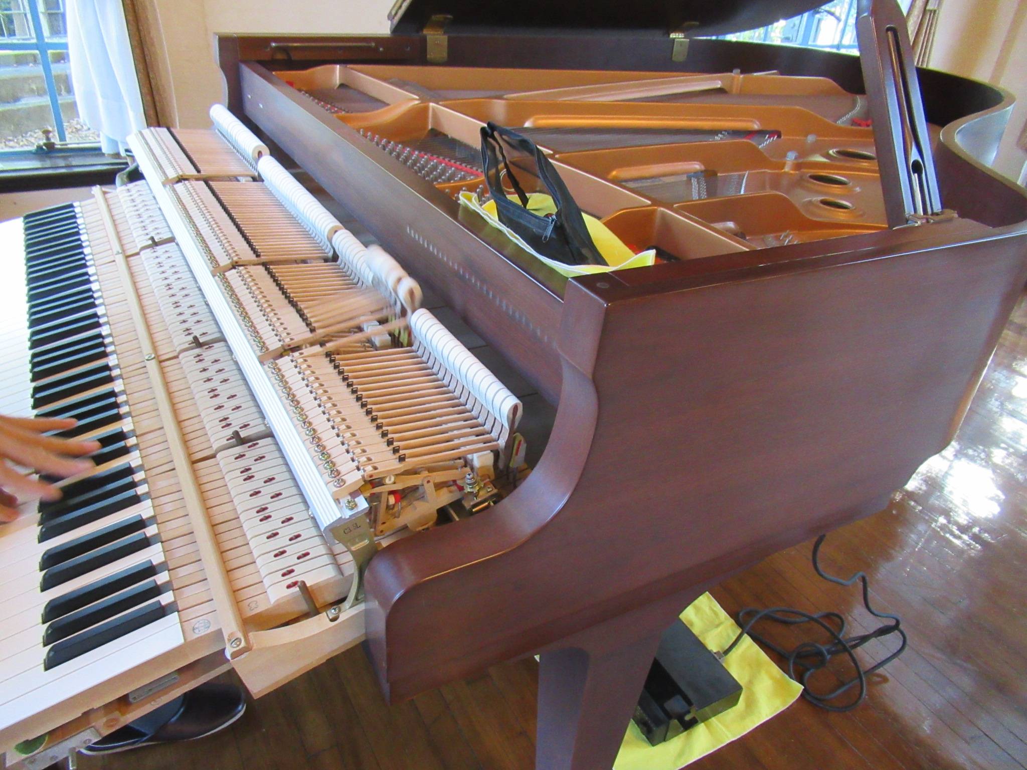 1112ピアノ調律 ④.JPG