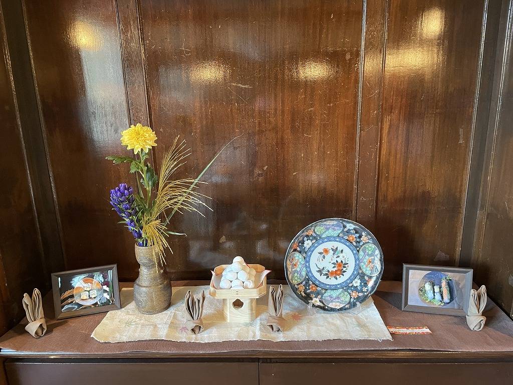 R4-9お月見(111番館) (8).jpg