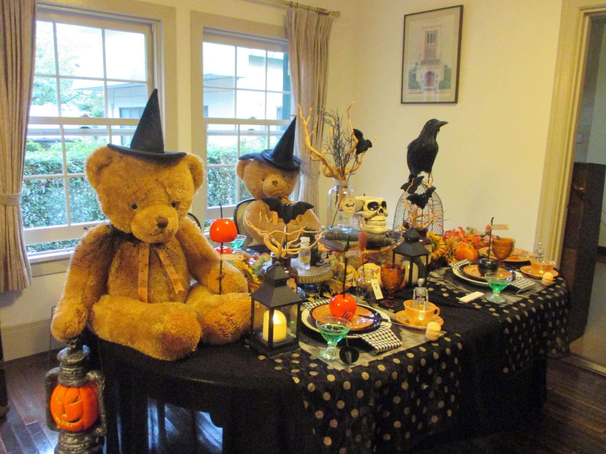 22021018山手234番館ハロウィン ③ダイニング.JPG