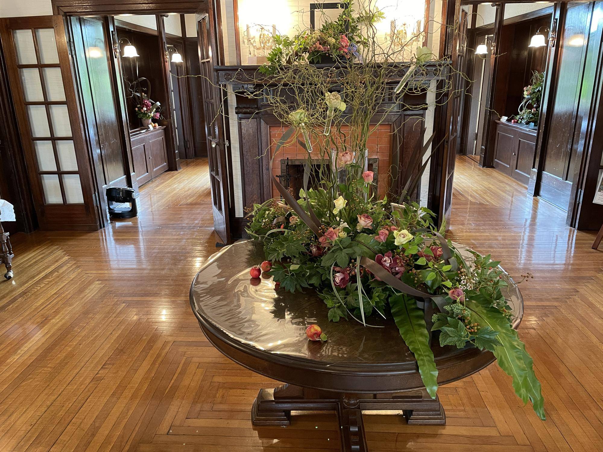 山手111番館花ボランティア10月８から10日まで (6).JPG