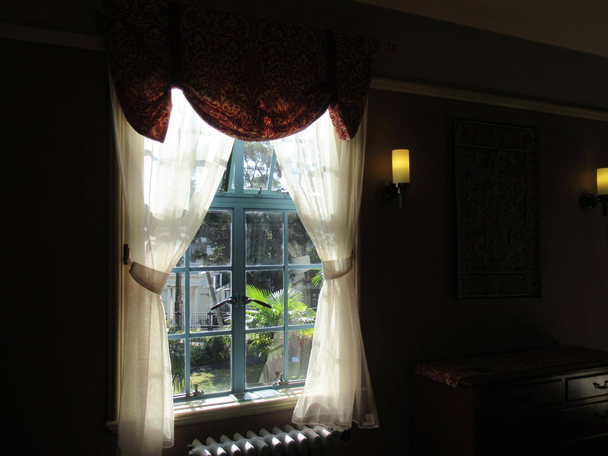 1122カーテン付け替え (6).JPG