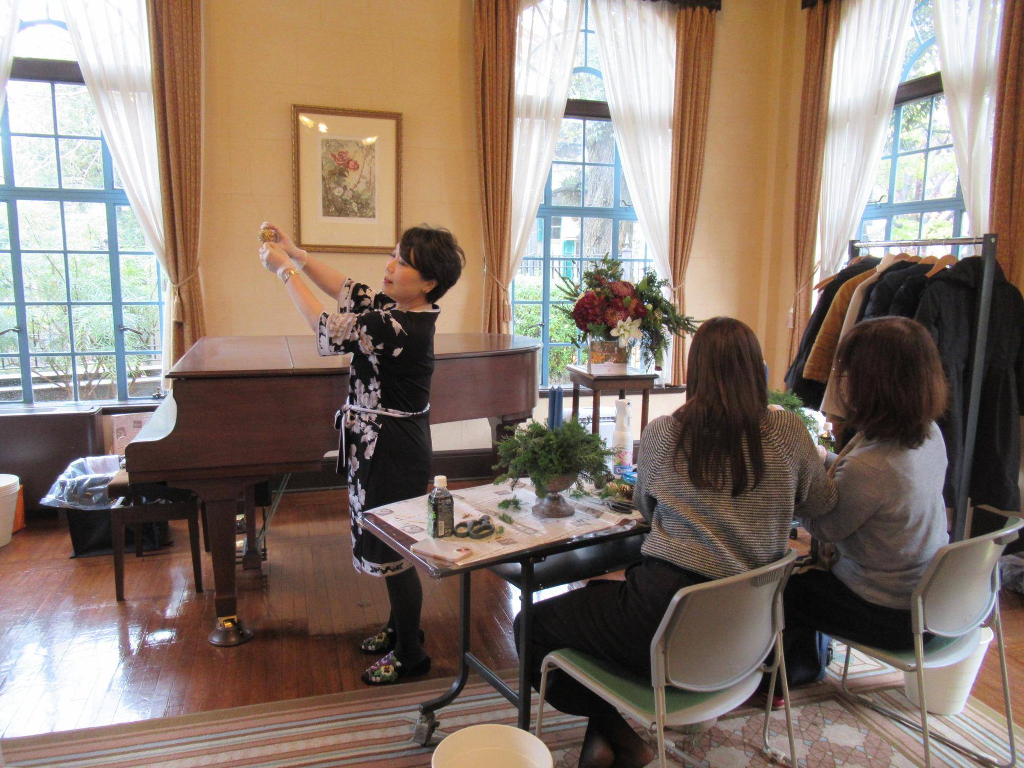 1214【ベーリック】 クリスマスキャンドルアレンジメント (2).JPG