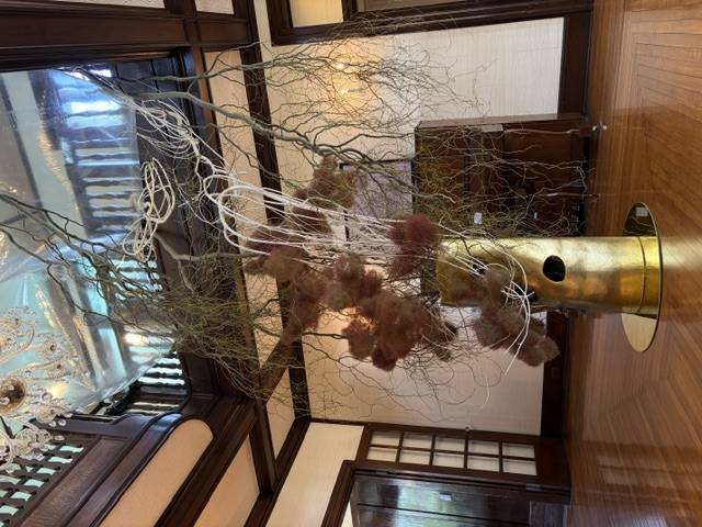 花と器(ホール)111番館.jpeg