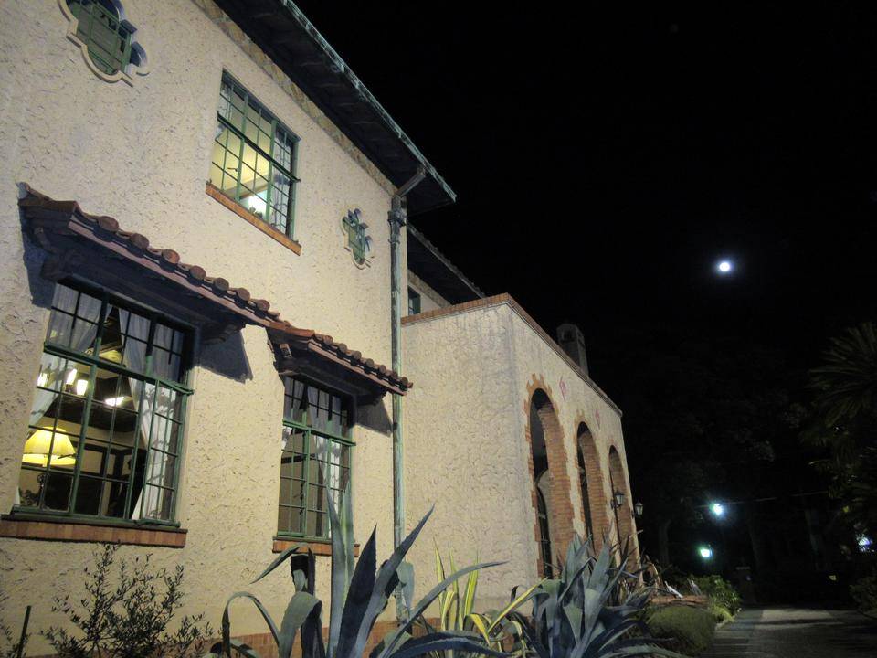 1218開館時間延長 (1).JPG