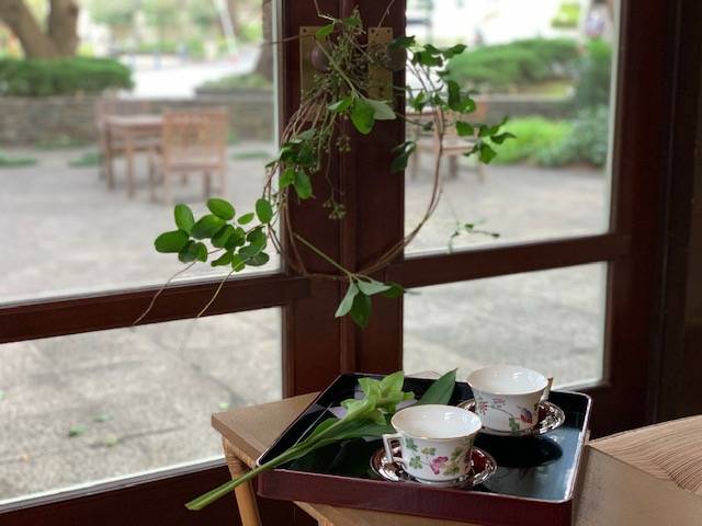 ③0917エリスマン邸お月見装飾サンルーム (2).jpg