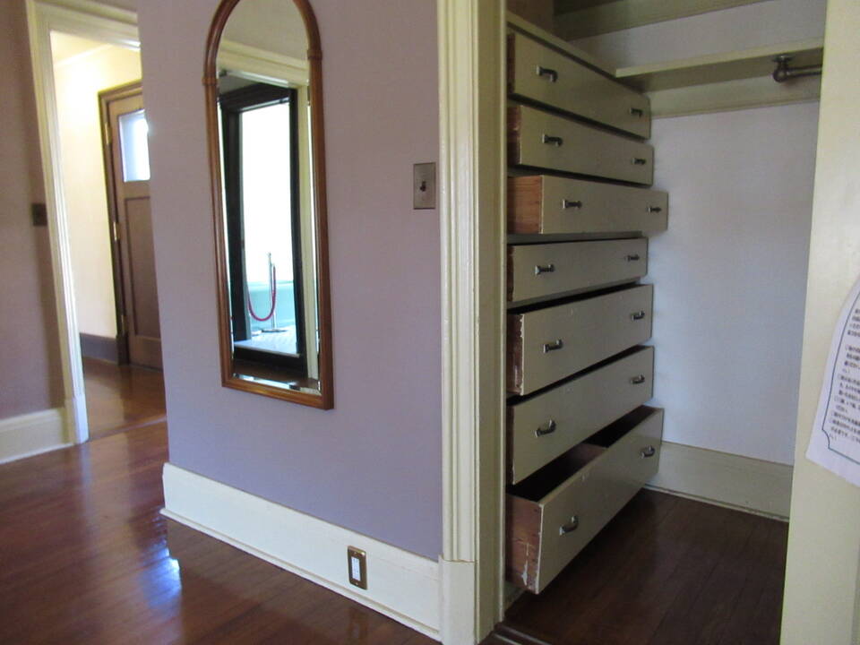 0419家具換気 (夫人寝室クローゼット).JPG