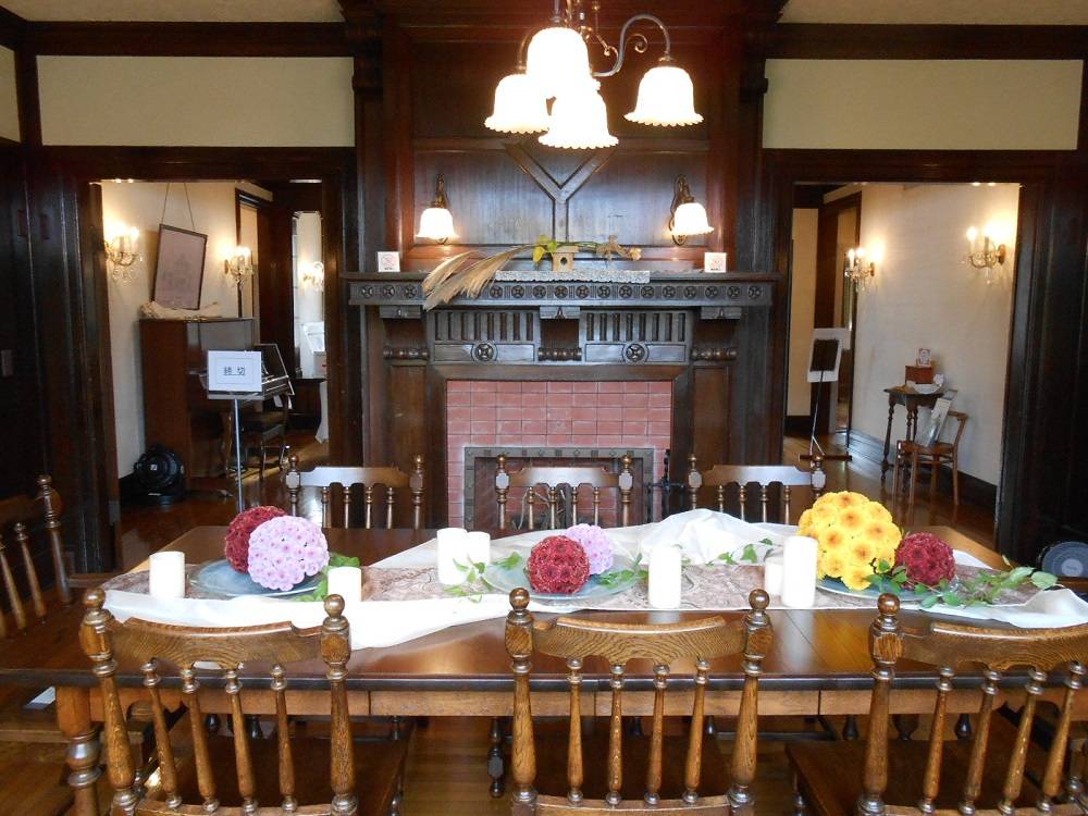 ②山手111番館ダイニング2 (1).jpg