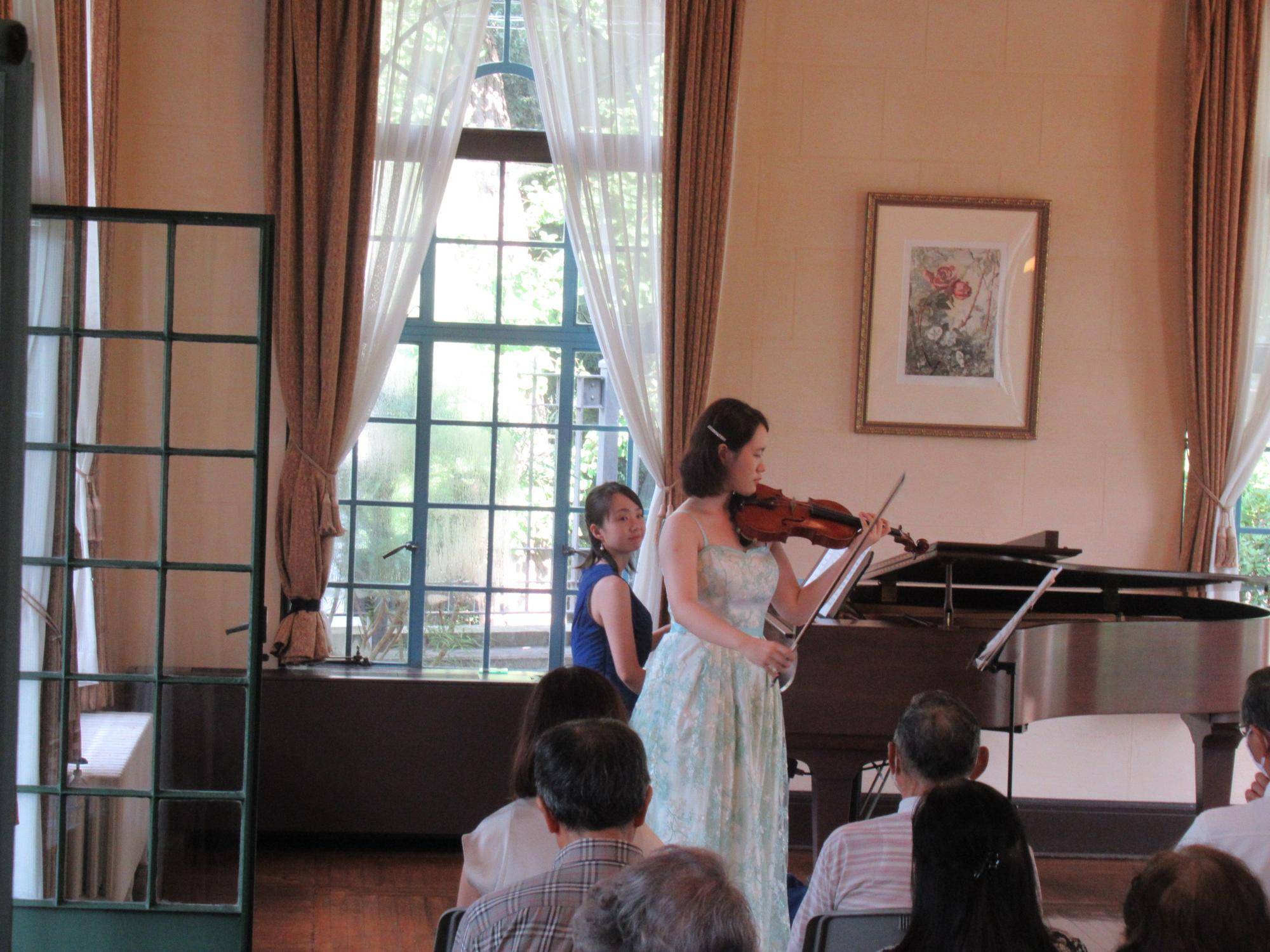 0916【ベーリック】リビングコンサート (2).JPG