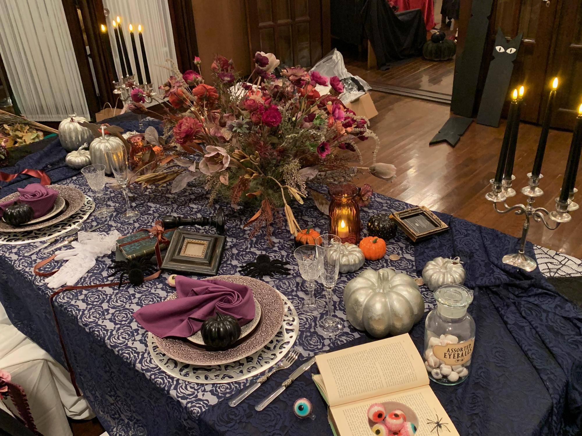 エリスマン邸ハロウィン食堂①.jpg
